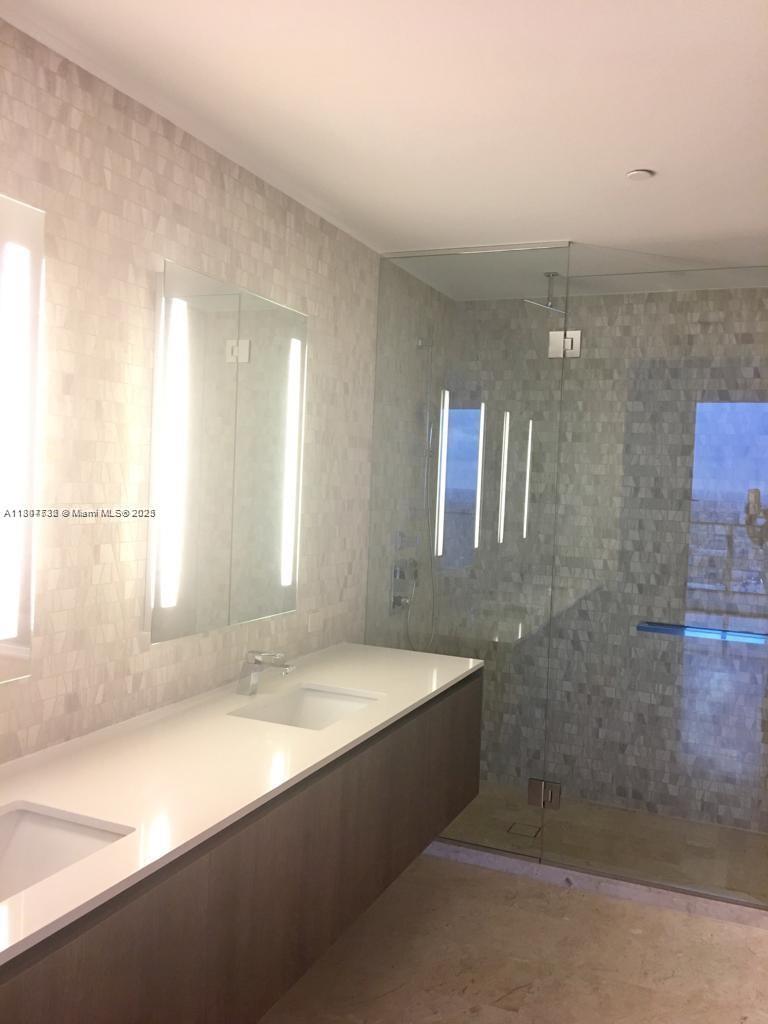 RISE CONDO - Residential Lease