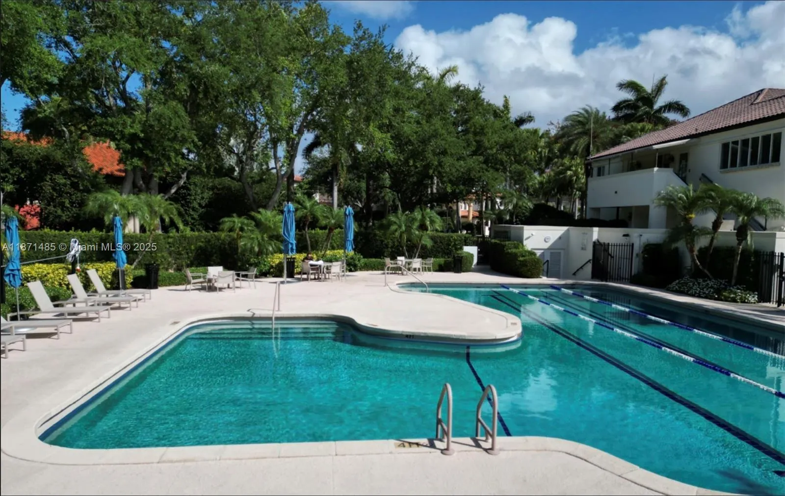 Coral Gables, Florida 33143, United States, 7 Bedrooms Bedrooms, ,7 BathroomsBathrooms,Residential,Active,202631