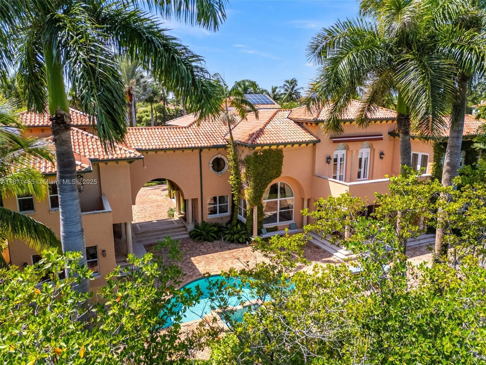 Coral Gables, Florida 33143, United States, 7 Bedrooms Bedrooms, ,7 BathroomsBathrooms,Residential,Active,202631