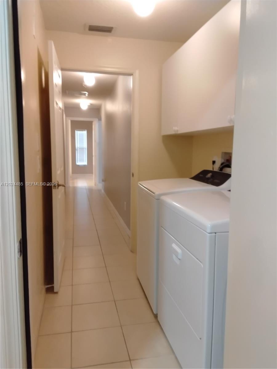 PORT ST LUCIE SECTION 8 - Residential Lease