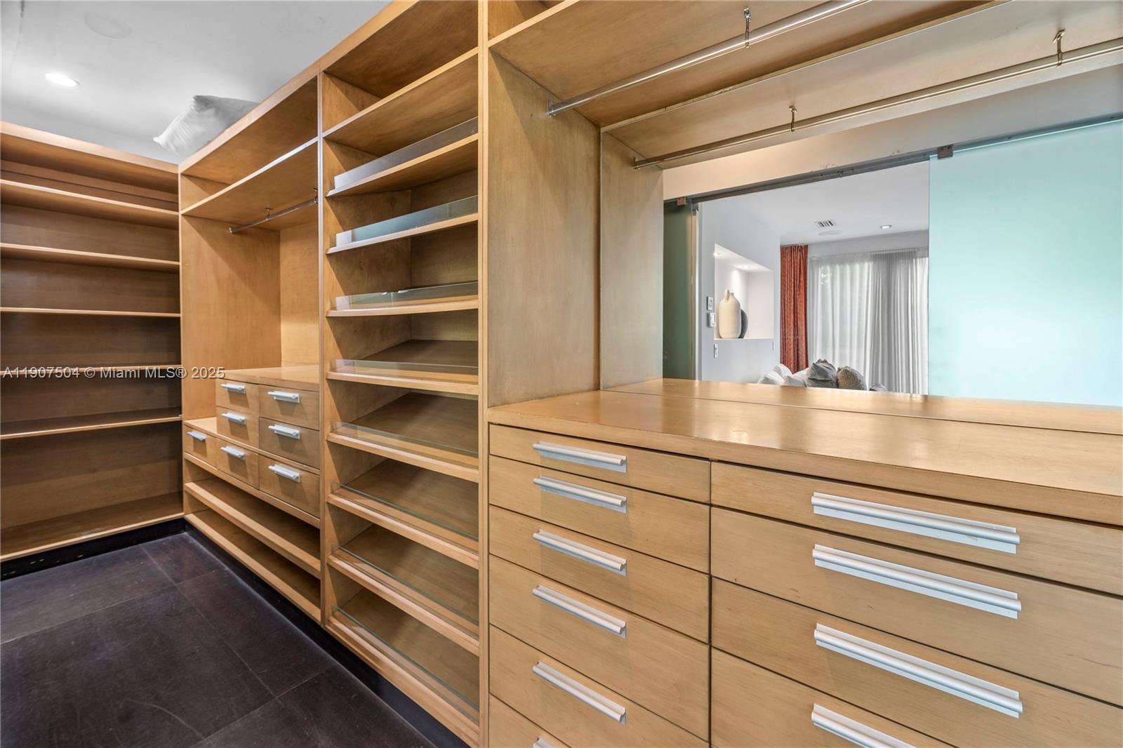 GLENCOE A SUB - Residential Lease