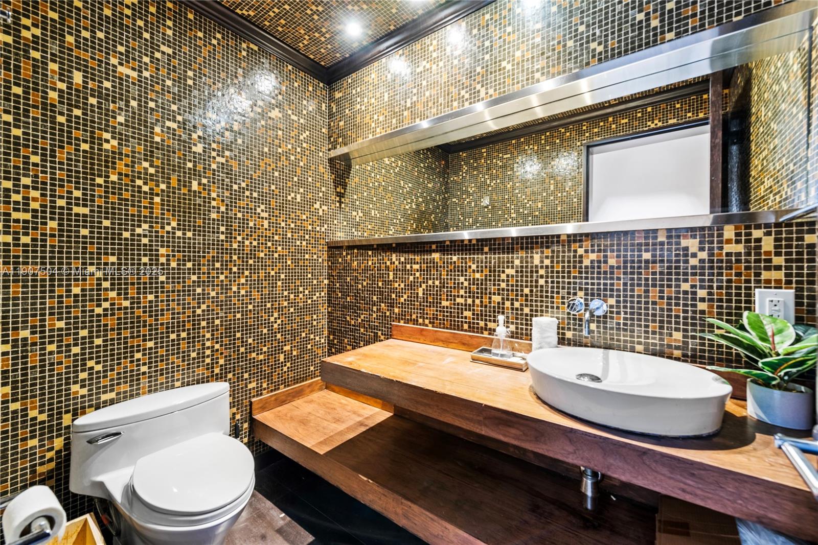 GLENCOE A SUB - Residential Lease