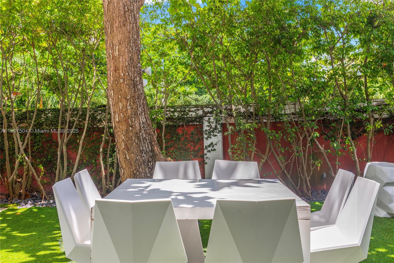 GLENCOE A SUB - Residential Lease