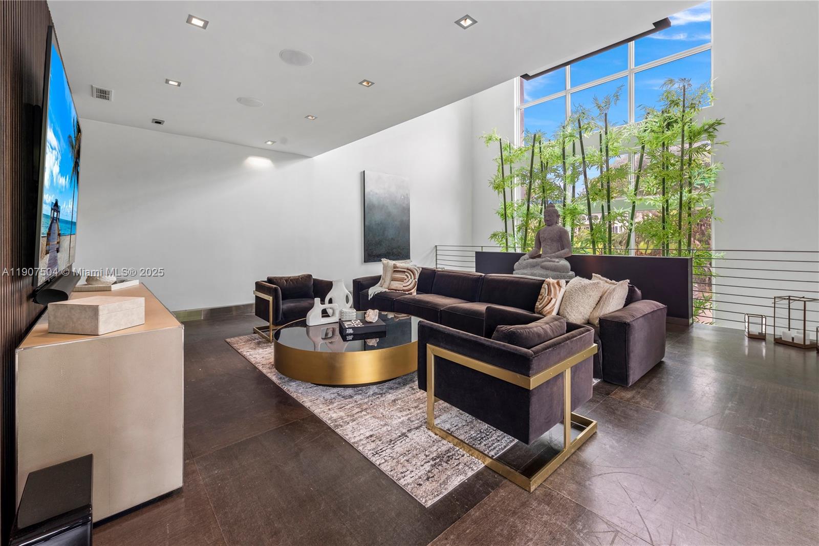 GLENCOE A SUB - Residential Lease