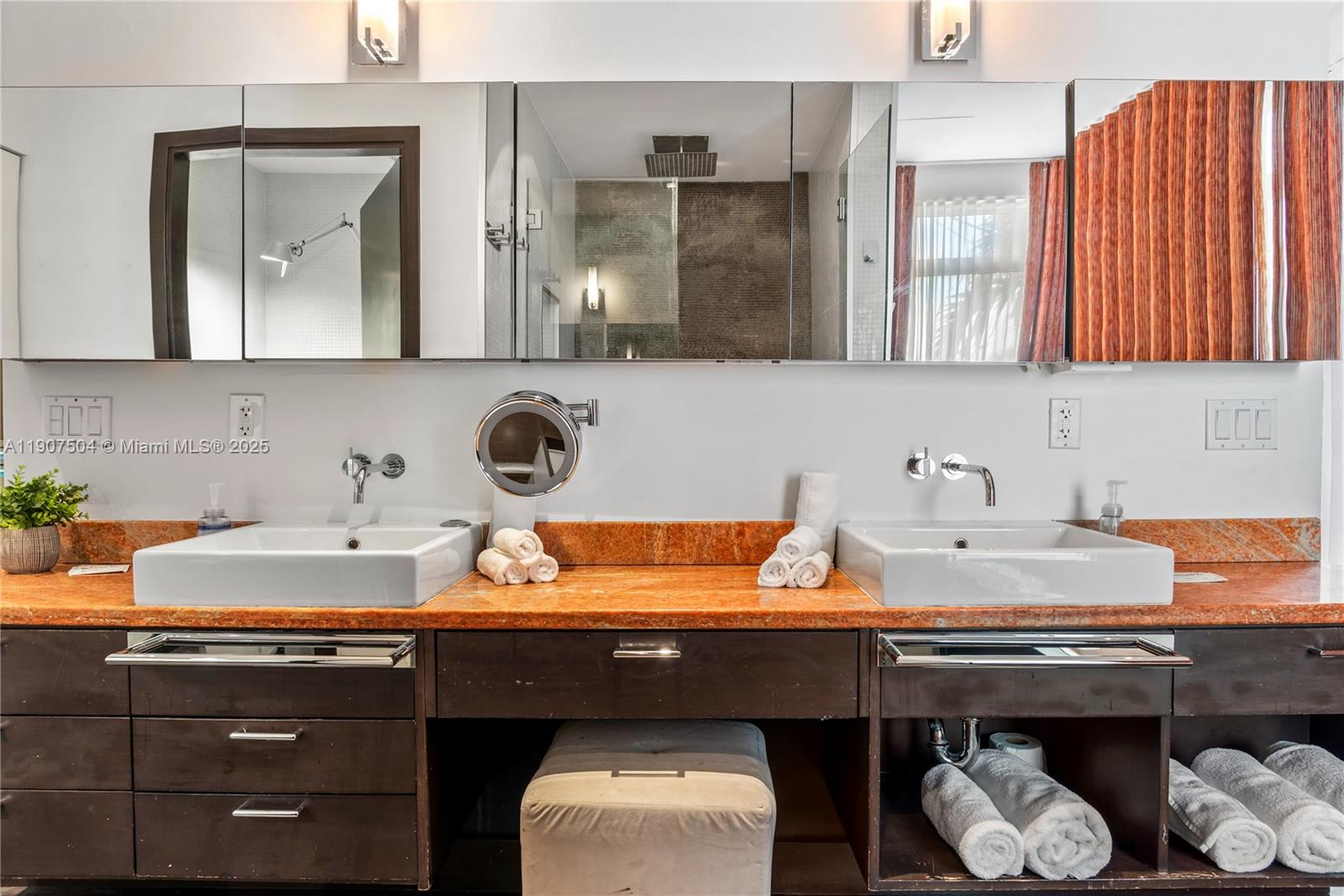 GLENCOE A SUB - Residential Lease