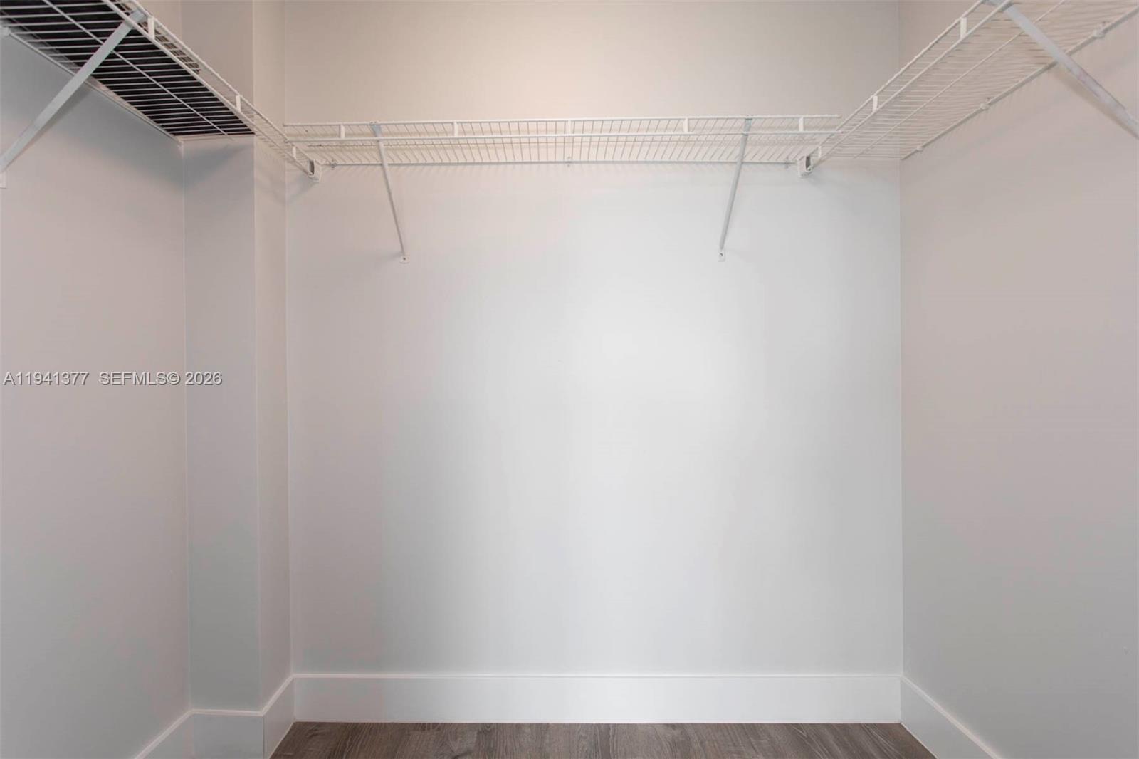 VIZCAYNE NORTH CONDO - Residential