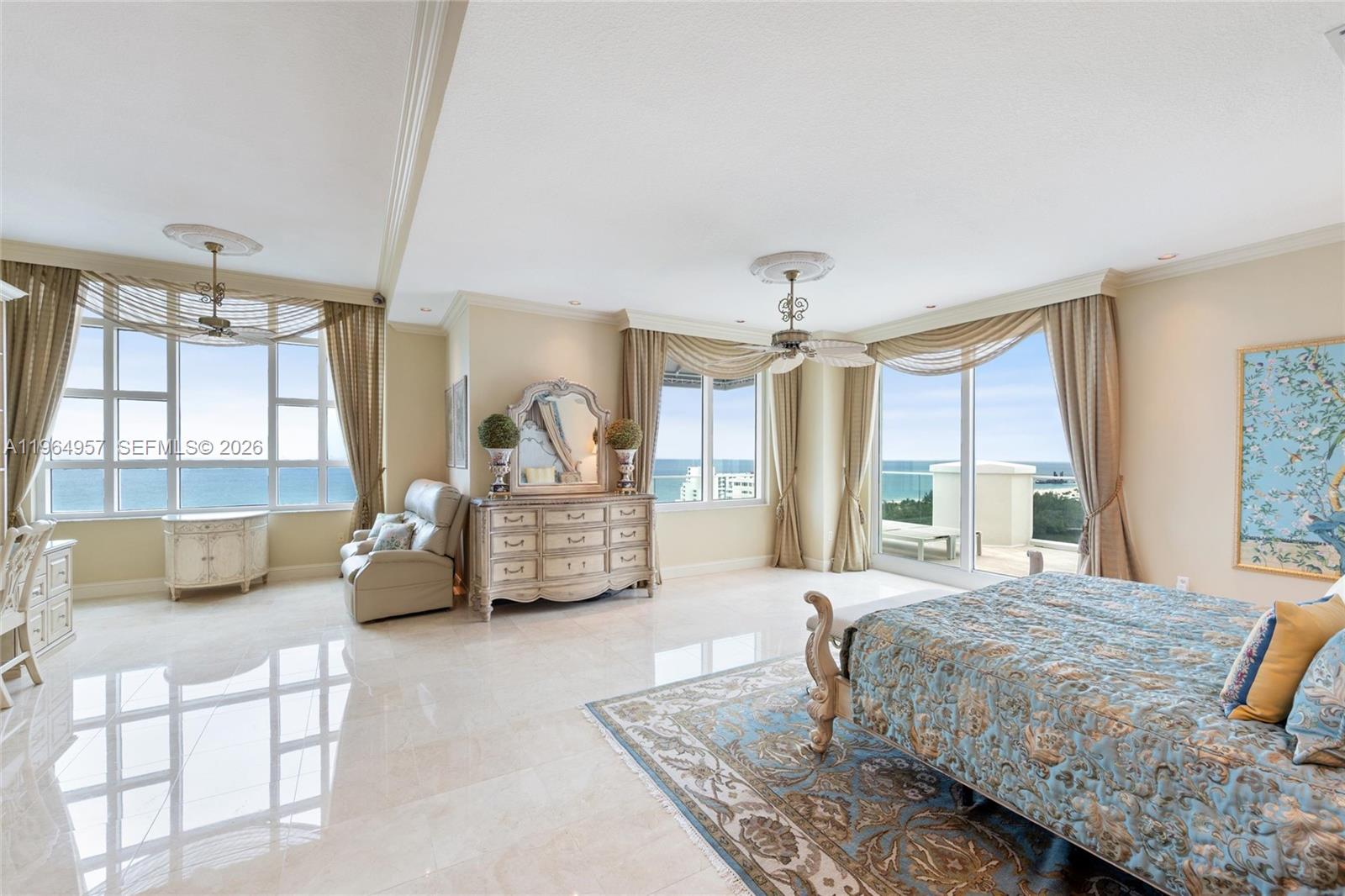 HARBOURAGE PLACE CONDO - Residential