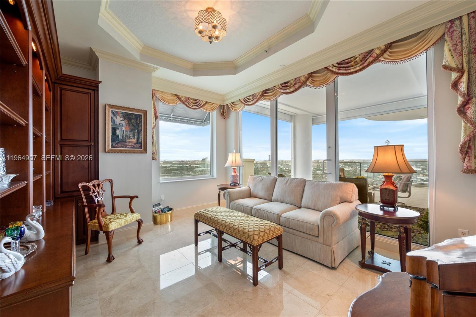 HARBOURAGE PLACE CONDO - Residential