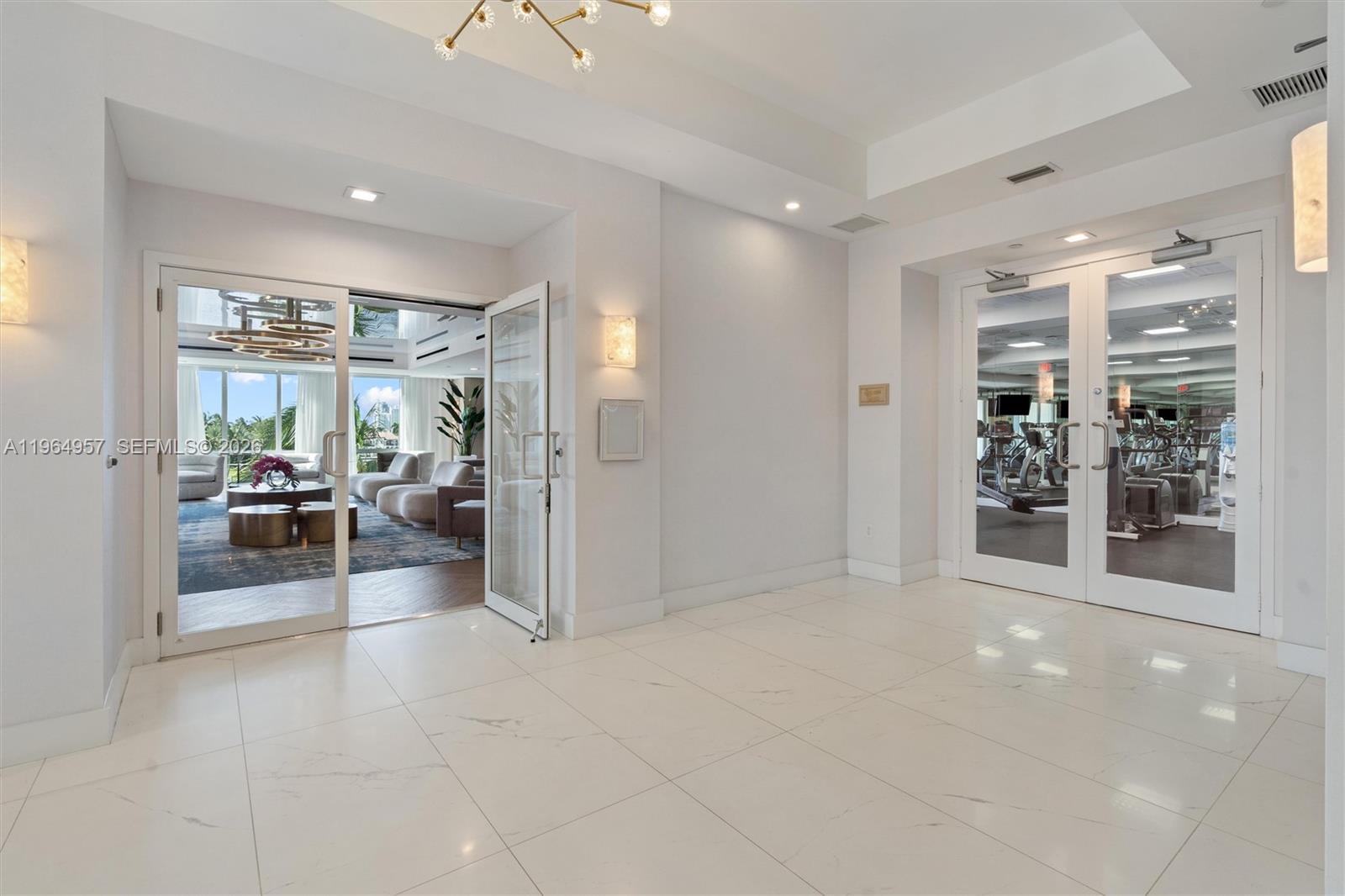 HARBOURAGE PLACE CONDO - Residential