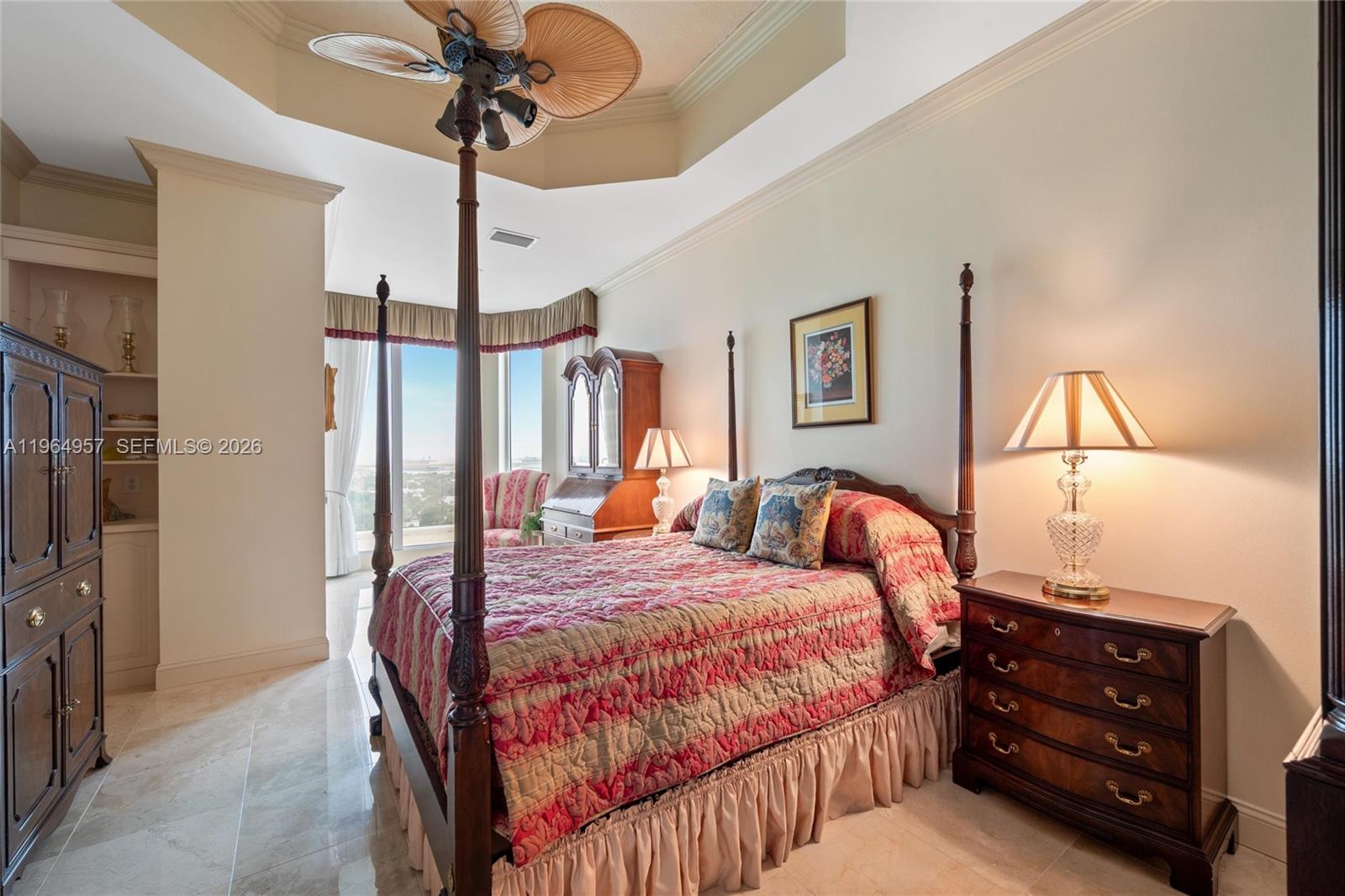 HARBOURAGE PLACE CONDO - Residential