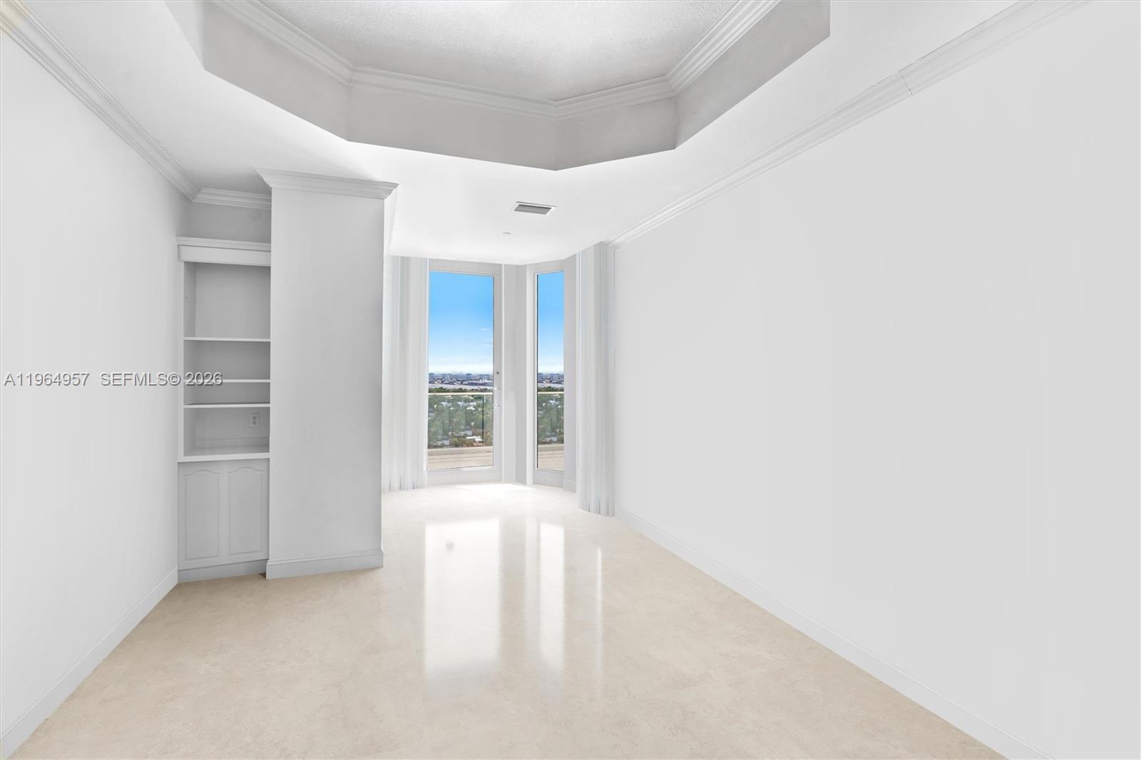 HARBOURAGE PLACE CONDO - Residential