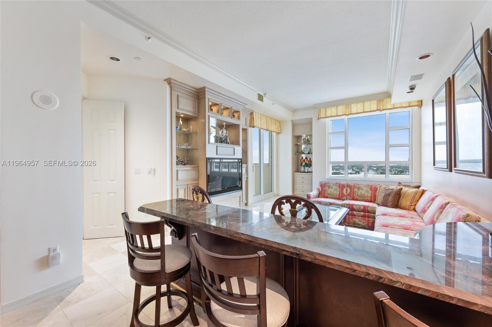 HARBOURAGE PLACE CONDO - Residential