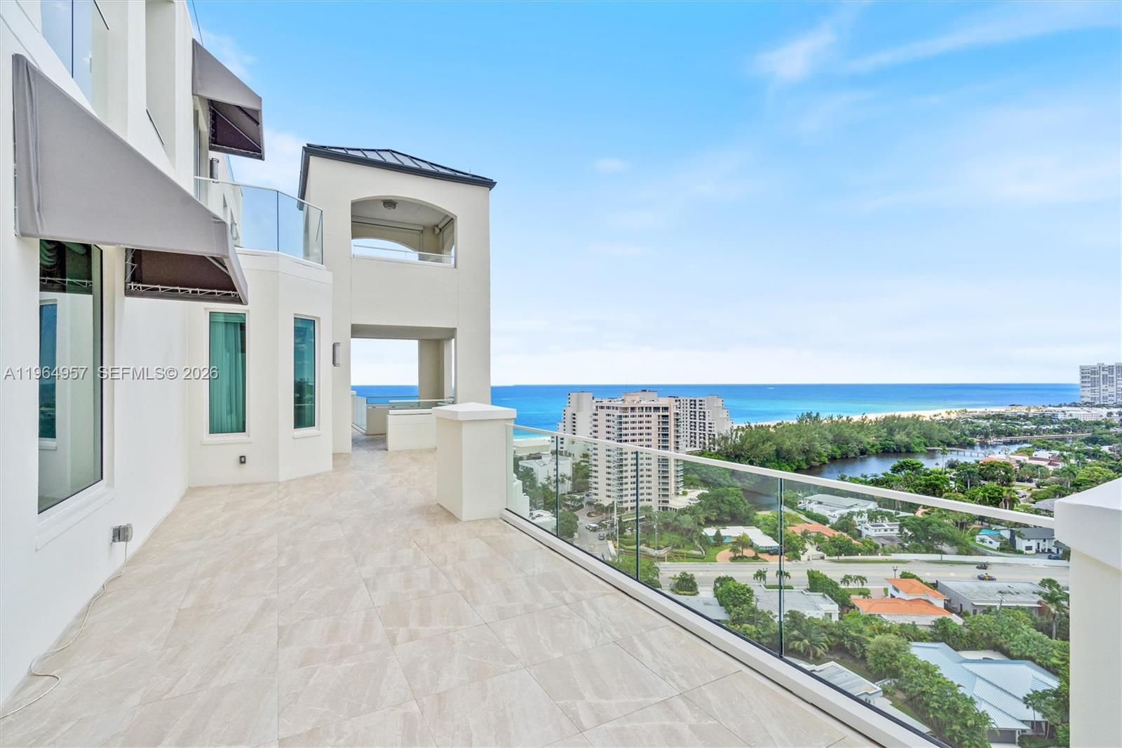 HARBOURAGE PLACE CONDO - Residential