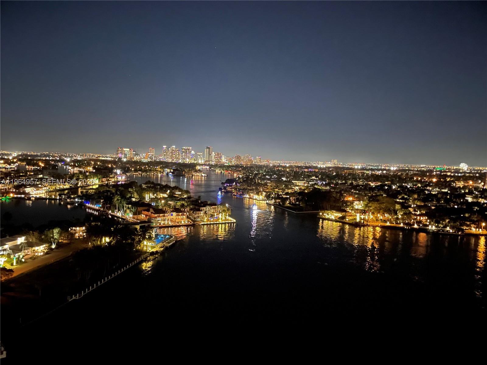 HARBOURAGE PLACE CONDO - Residential