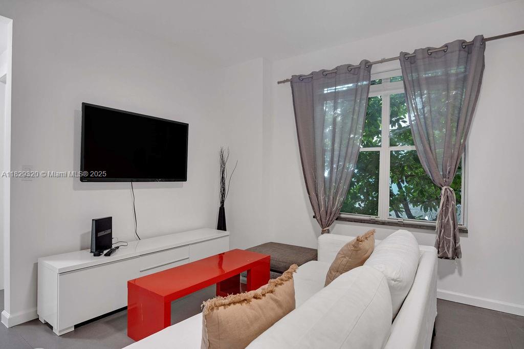 Venetian Villas - Residential