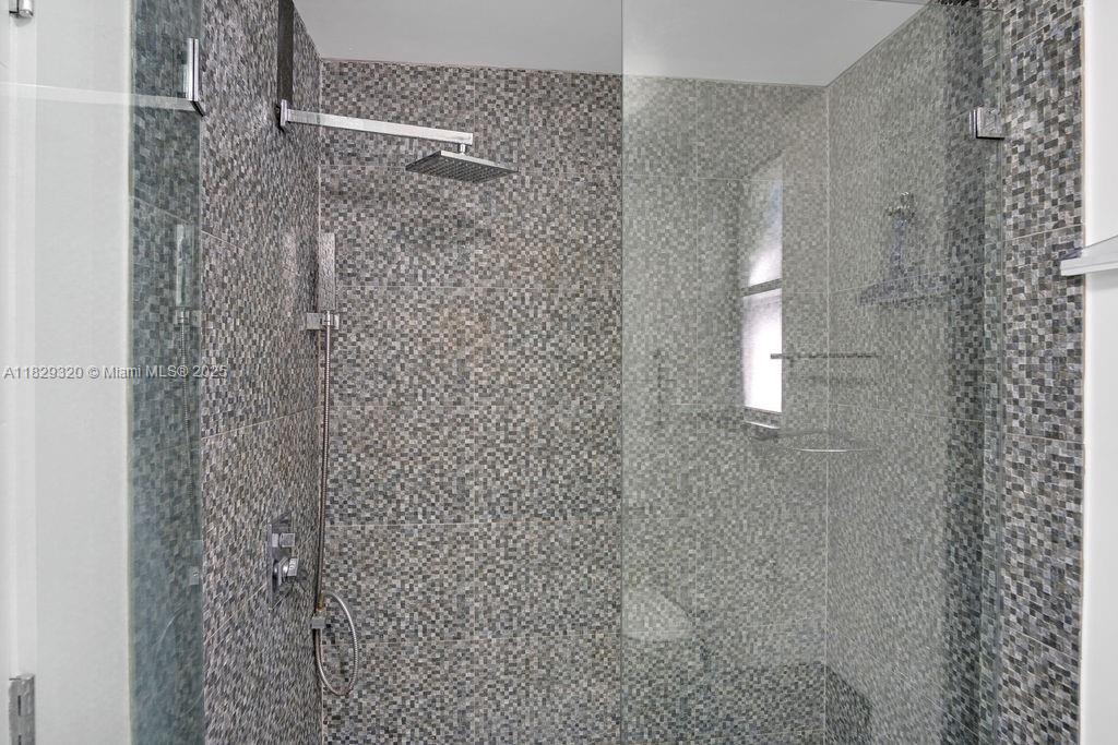 Venetian Villas - Residential