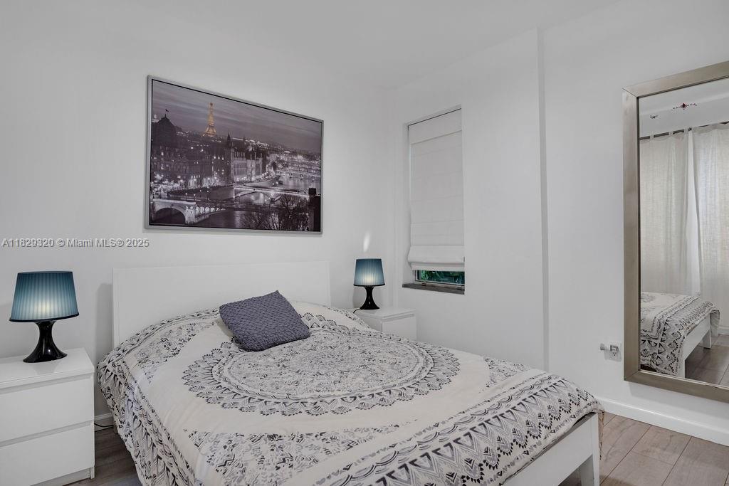 Venetian Villas - Residential