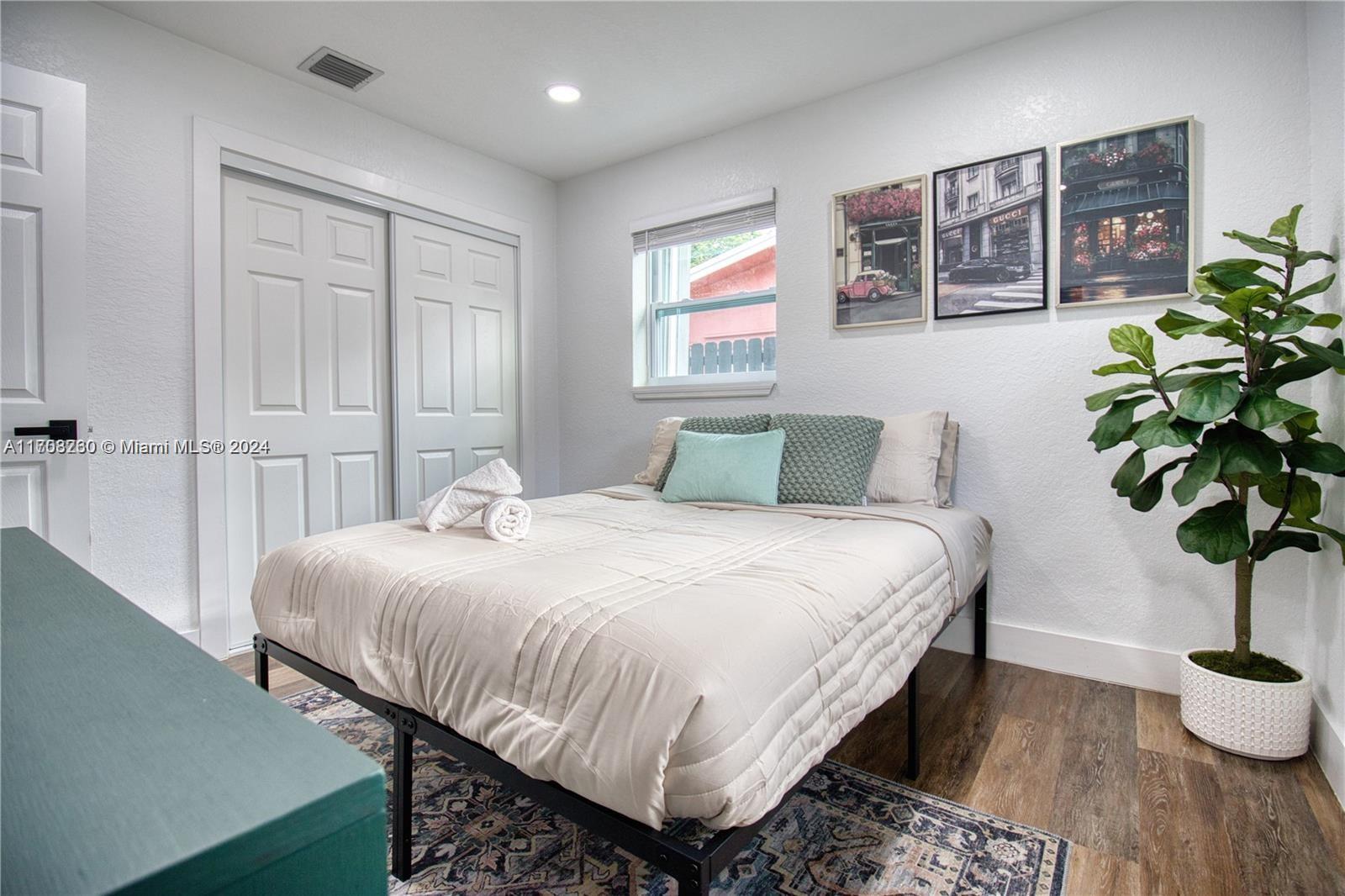 FLORAL HEIGHTS 1ST ADD - Residential