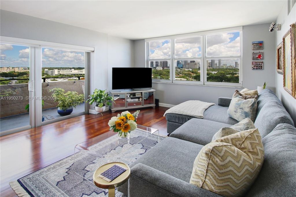 Photo of 1625 SE 10th Ave #1010, Fort Lauderdale, FL 33316 (MLS # A11950273)