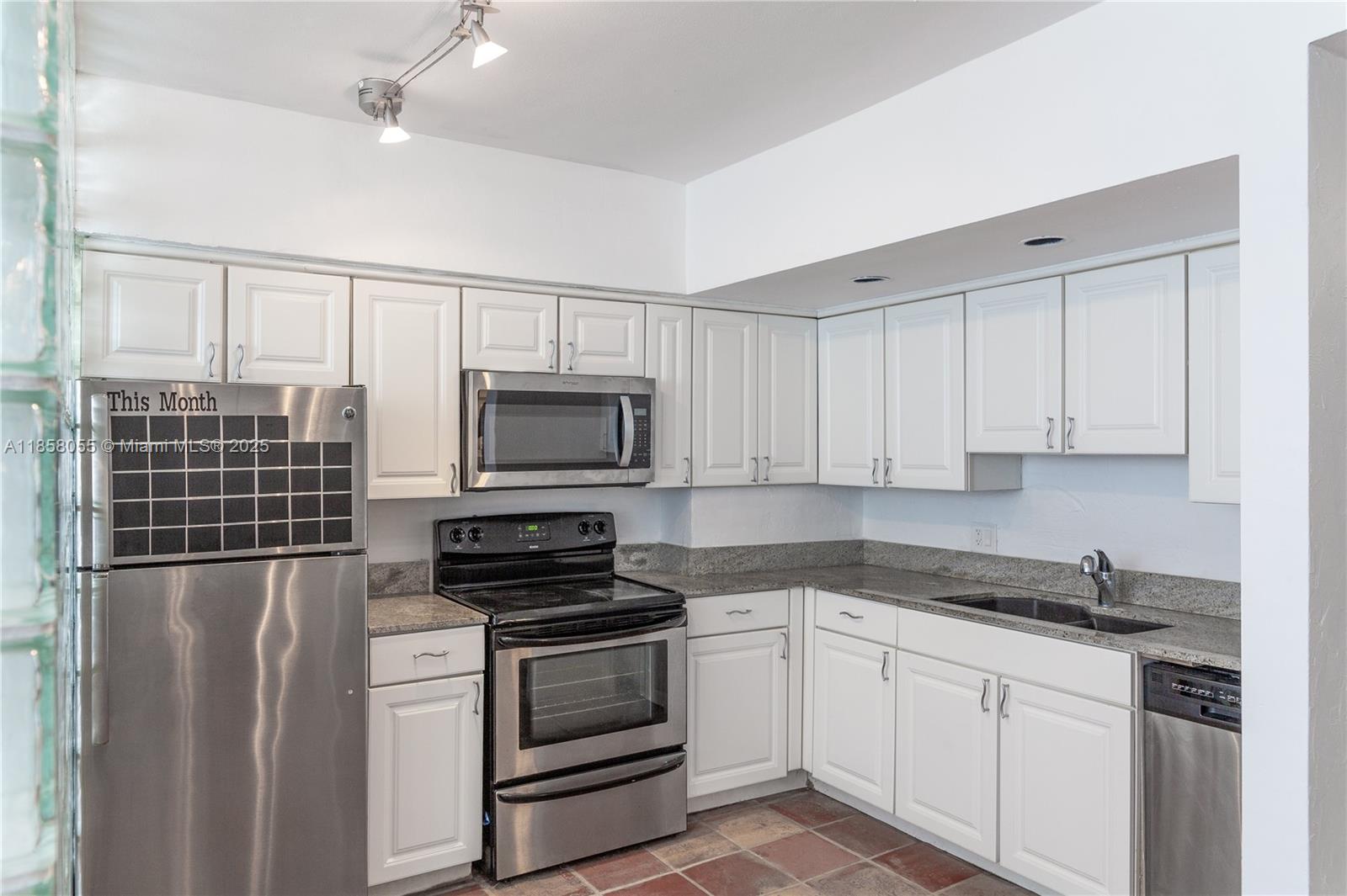 Updated studio with bay view. Rental includes ceramic floors, divided bed and dining, stainless steel appliances, microwave, dishwasher. Condominium offers washer & dryer on every floor, 24 hour concierge, fitness center, bayfront pool, game room, laundry facility, bike room and guest parking. Condominium offers basic cable included. Located in prime South Beach area! Close to Trader Joes & Whole Foods.
