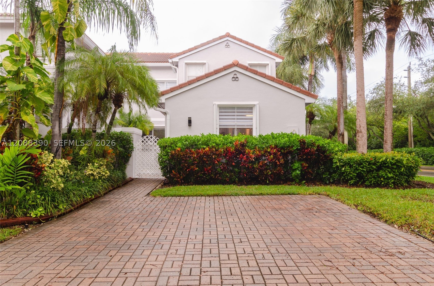 1115 Cherrypalm Ln
