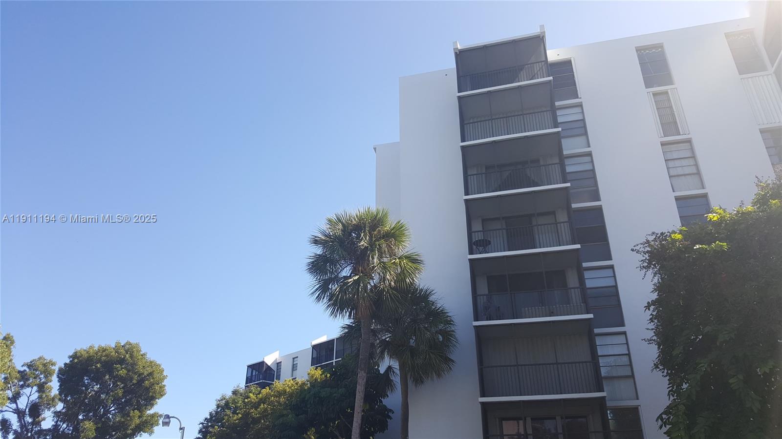 ENSENADA CONDO BLDG E-II - Residential Lease