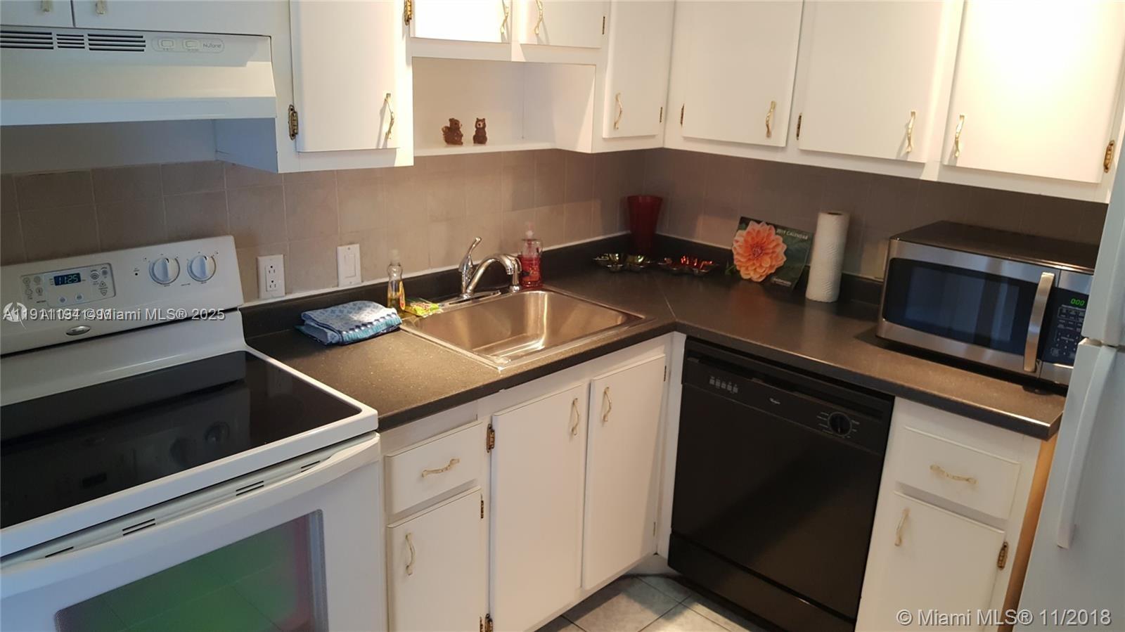 ENSENADA CONDO BLDG E-II - Residential Lease