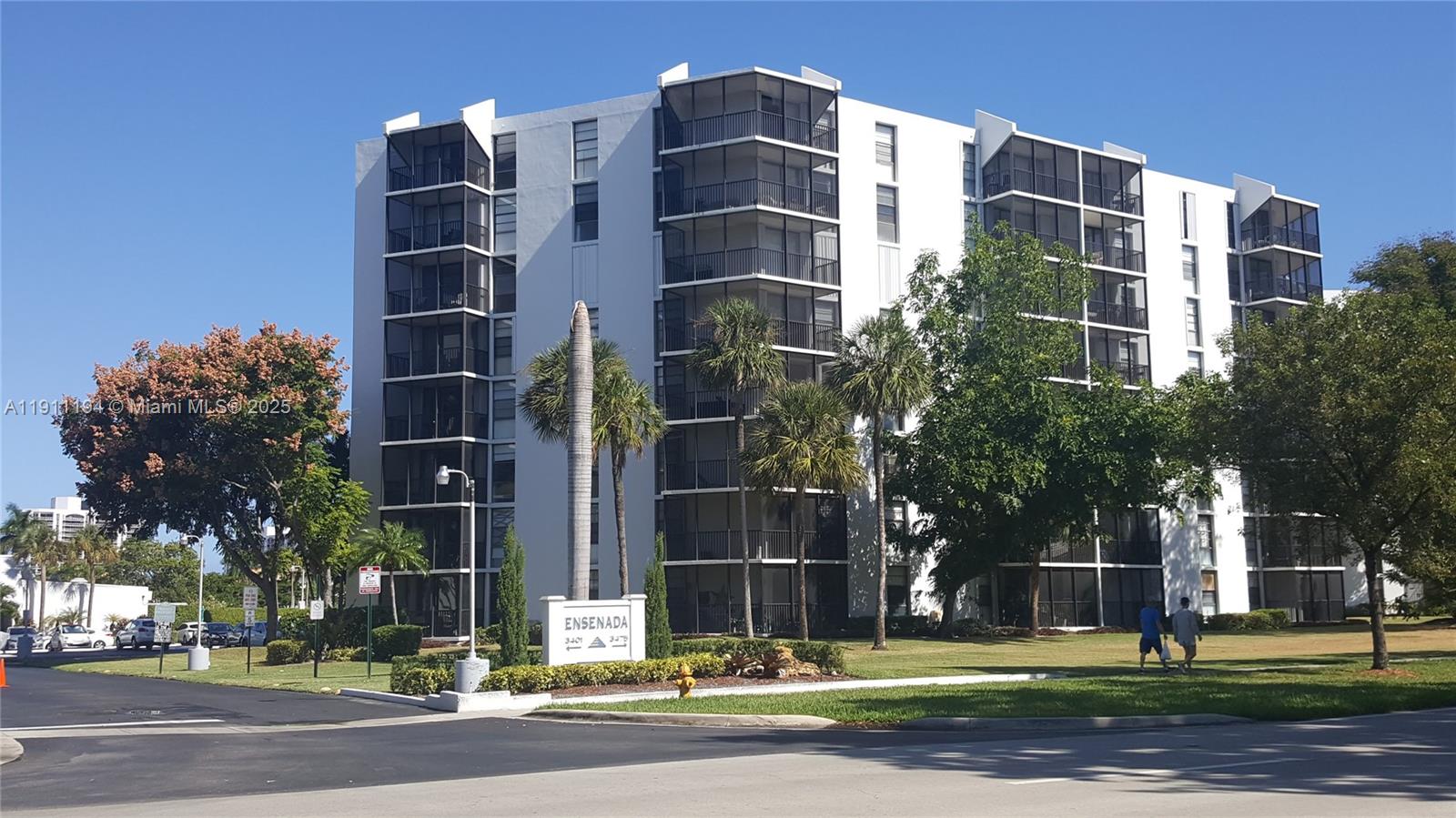 ENSENADA CONDO BLDG E-II - Residential Lease