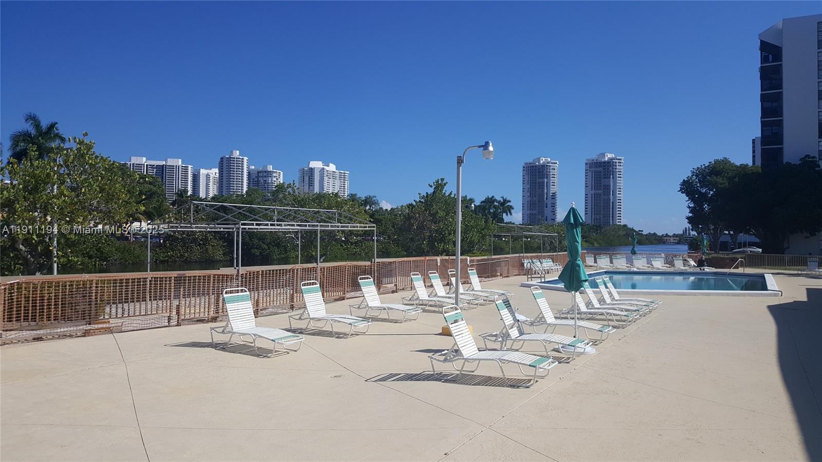 ENSENADA CONDO BLDG E-II - Residential Lease