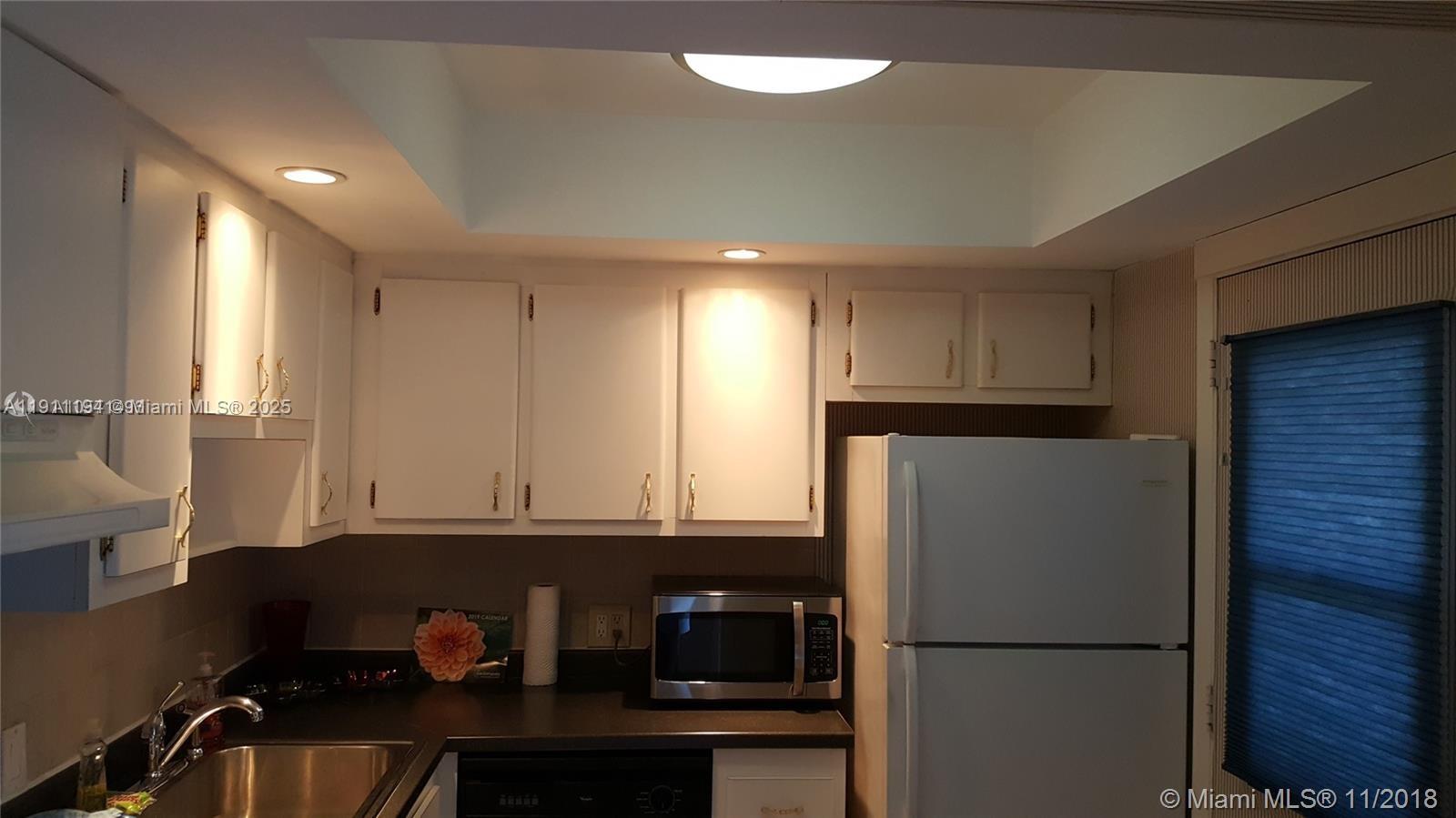 ENSENADA CONDO BLDG E-II - Residential Lease