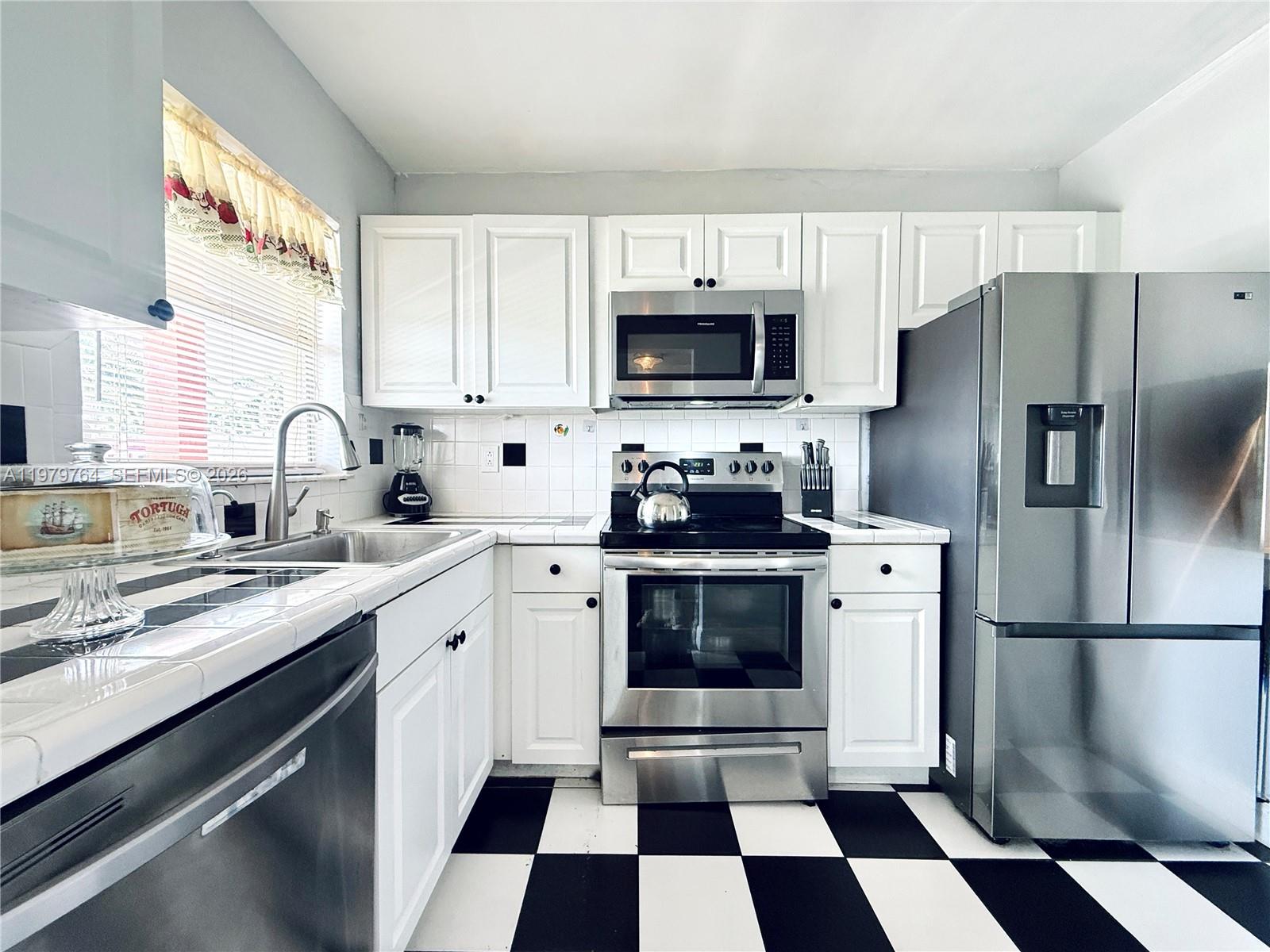 SUNRISE LAKES 34 CONDO - Residential