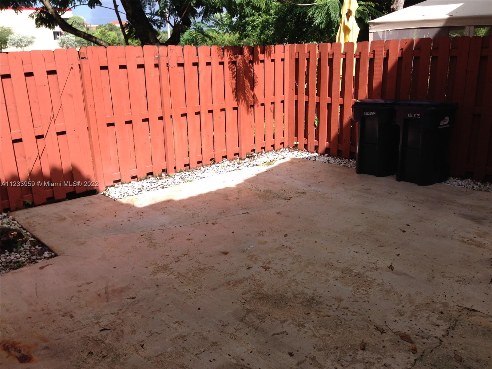 KENDALL BREEZE - Residential