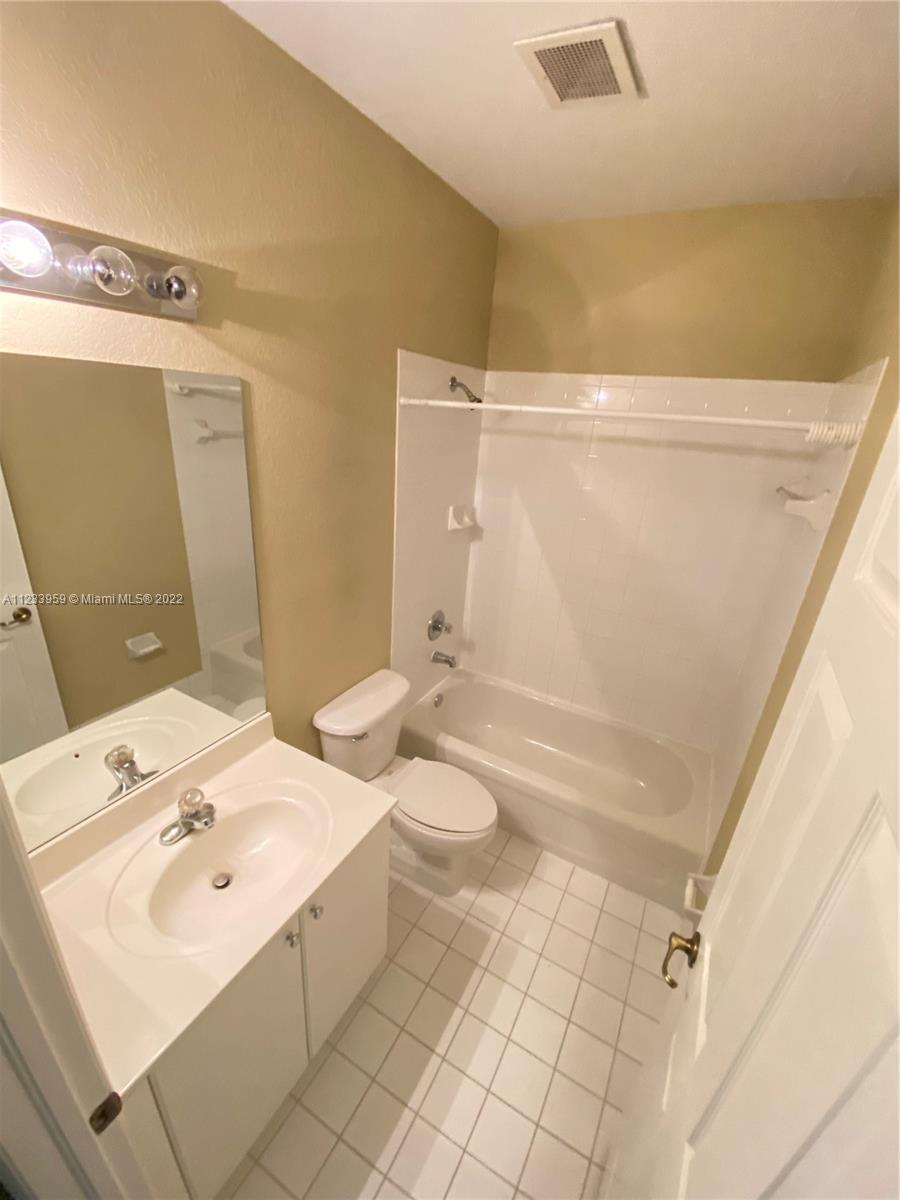 KENDALL BREEZE - Residential