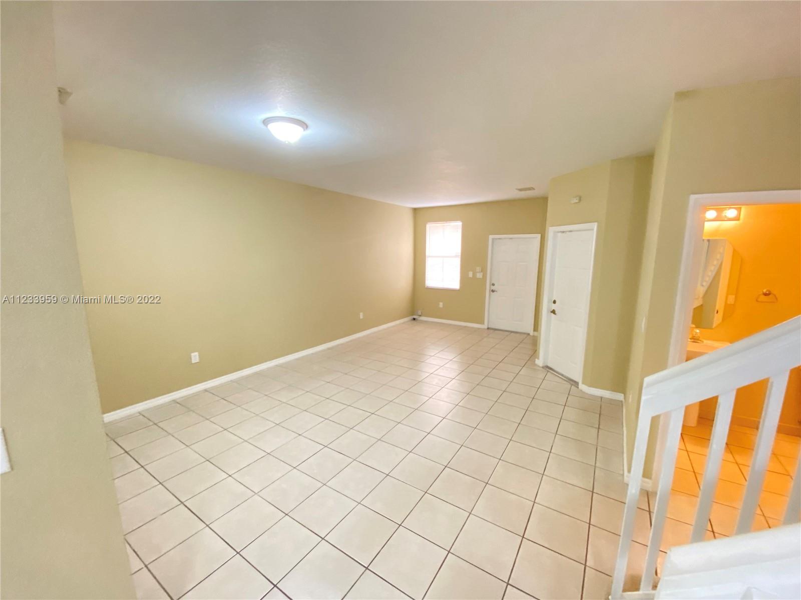 KENDALL BREEZE - Residential