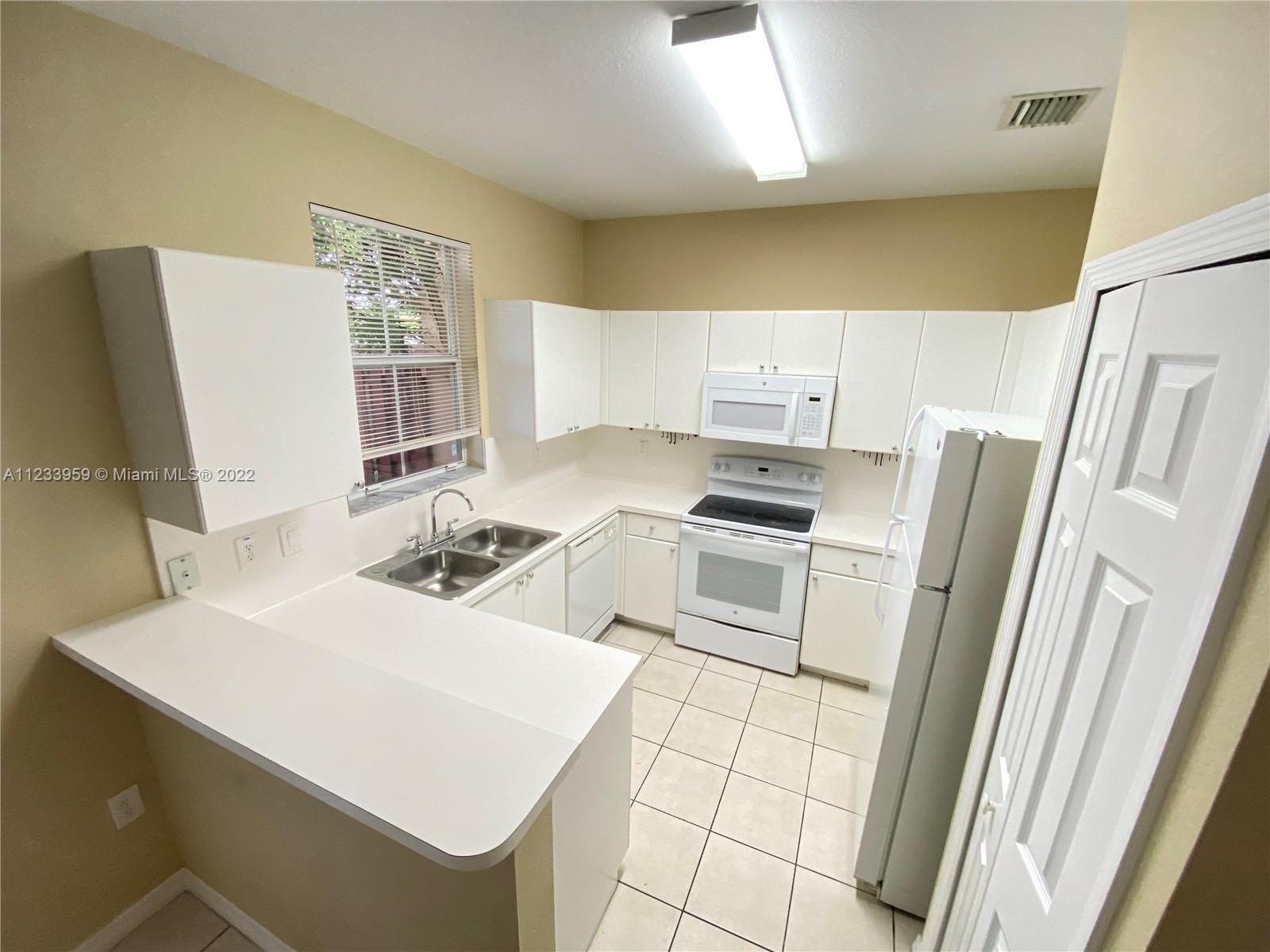 KENDALL BREEZE - Residential