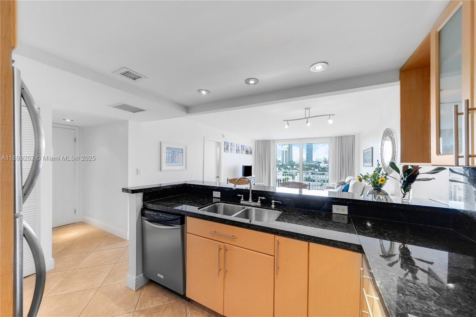 OCEAN POINT CONDO - Residential