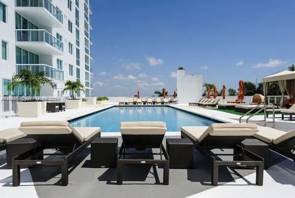 TERRAZAS RIVERPARK VILLAG - Residential