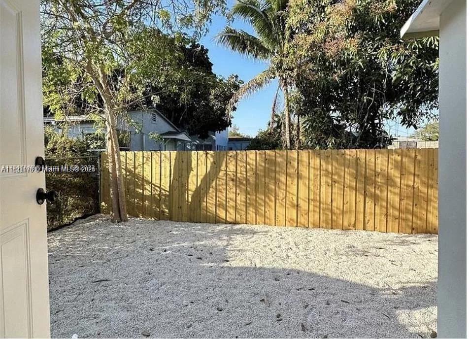 101 NW 68th Ter