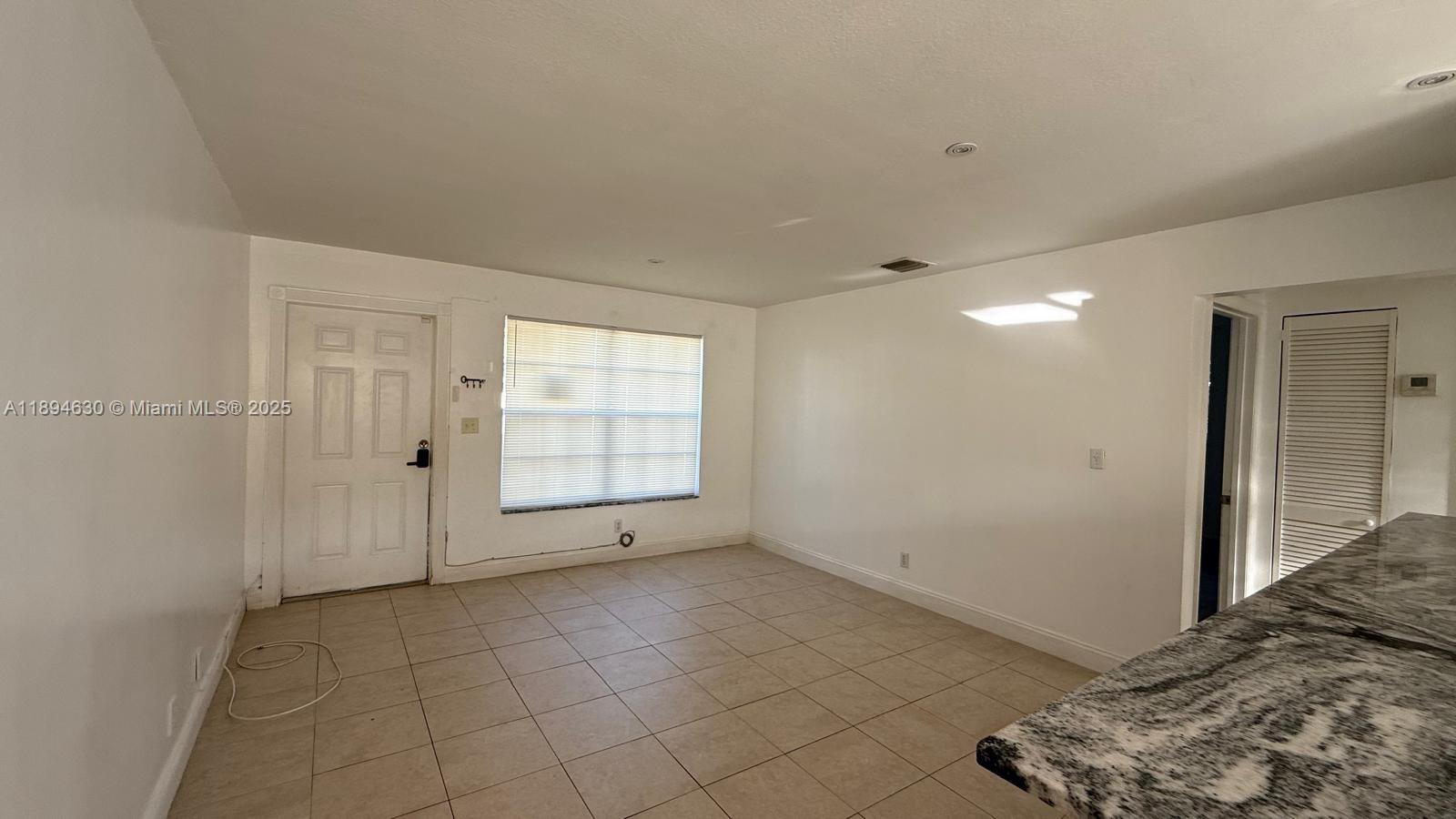 RO-LEN ACRES - Residential Lease