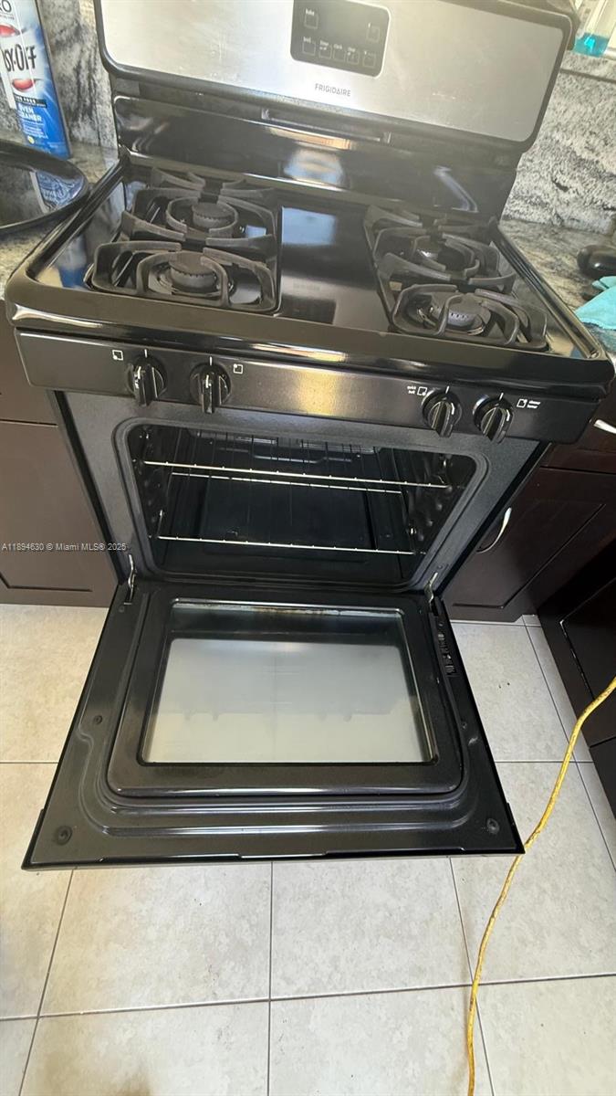 RO-LEN ACRES - Residential Lease