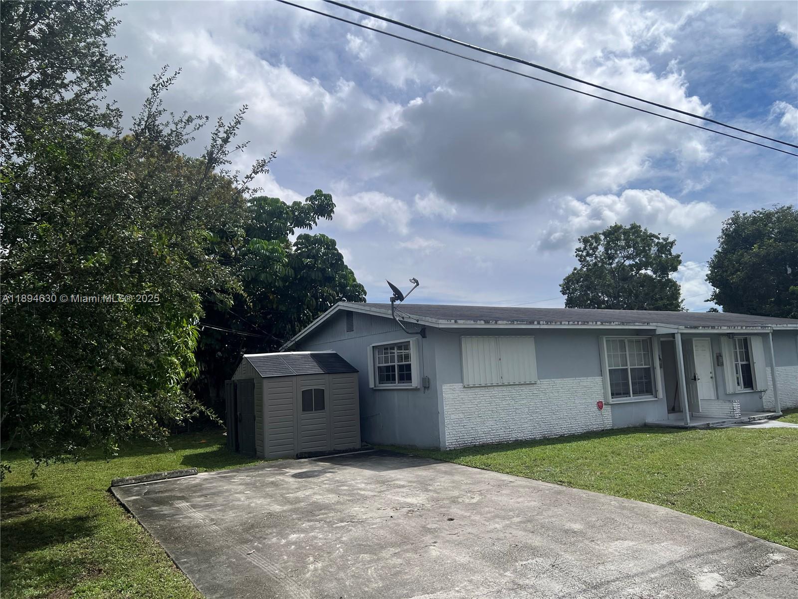 RO-LEN ACRES - Residential Lease