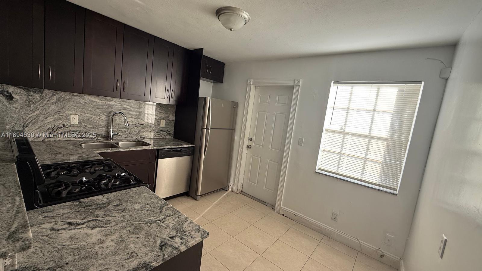 RO-LEN ACRES - Residential Lease