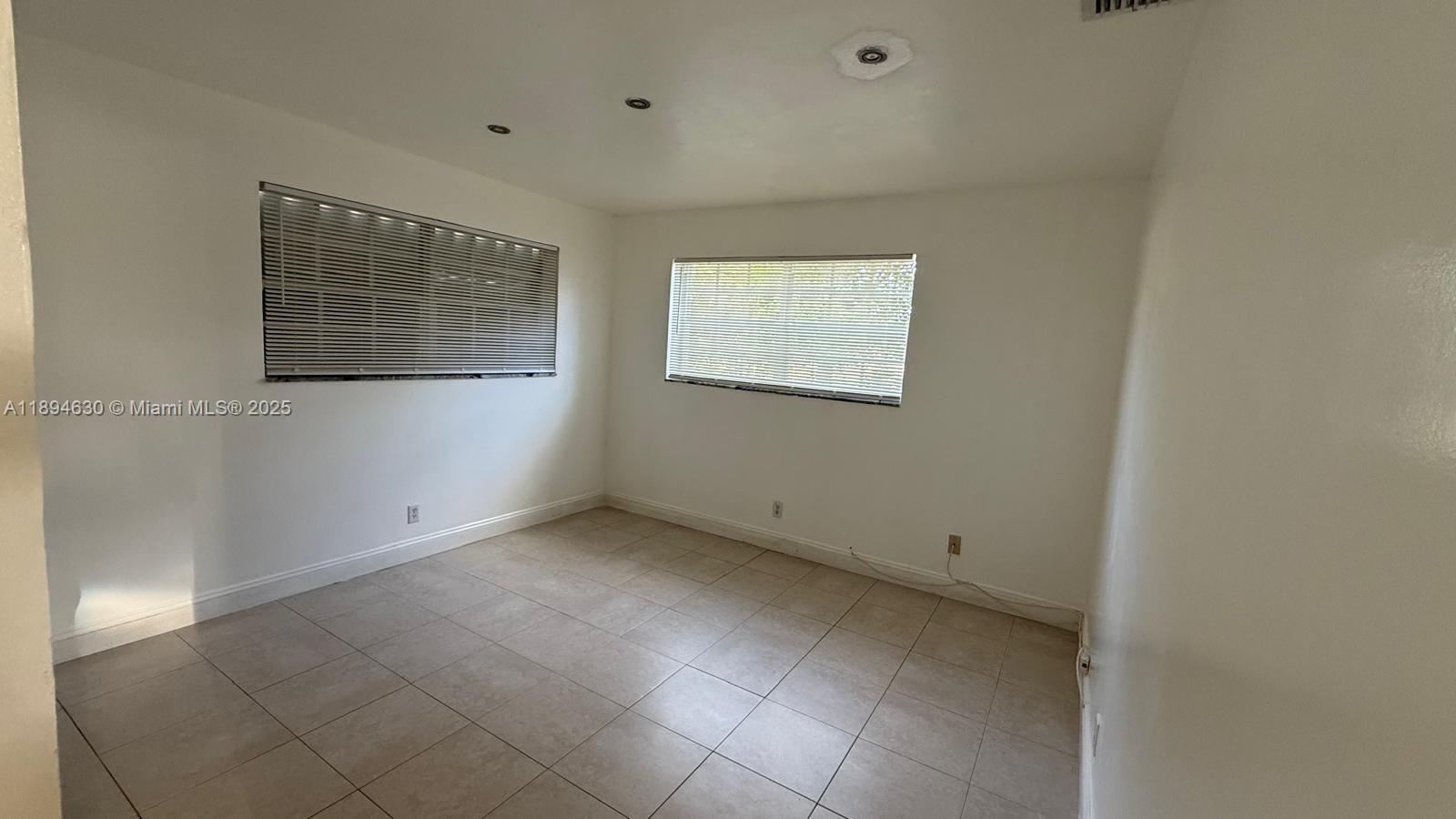 RO-LEN ACRES - Residential Lease