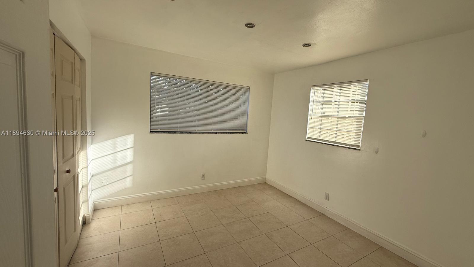 RO-LEN ACRES - Residential Lease