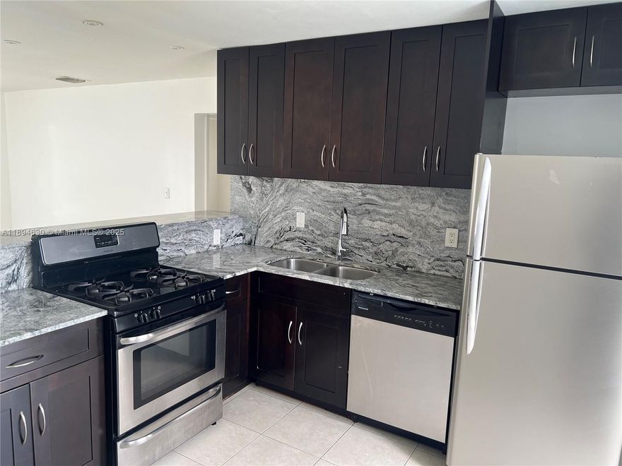 2/1 Beautifully  Duplex located in desirable Hallandale Beach!
Featuring a modern kitchen with updated appliances, tile flooring, central A/C, and FULL-SIZE WASHER AND DRYER. 2 CAR SPACE. ONLY 2 MONTHS TO MOVE IN! Just a few blocks from a children’s playground and conveniently located near Gulfstream Park Casino, Downtown Hollywood, Aventura Mall, and Gulfstream Park Racing. Move-in ready! WONT LAST!
