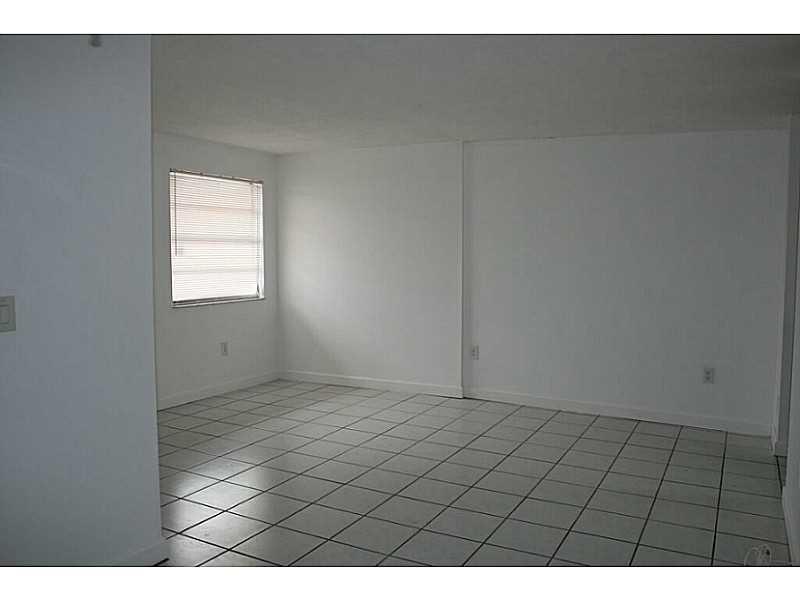 EL SOL CONDO - Residential Lease