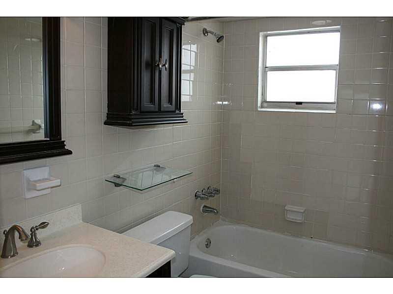 EL SOL CONDO - Residential Lease