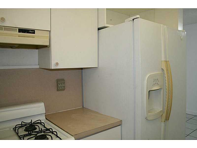 EL SOL CONDO - Residential Lease