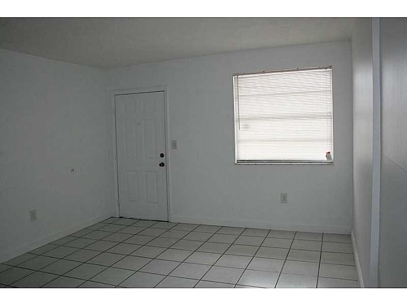 EL SOL CONDO - Residential Lease