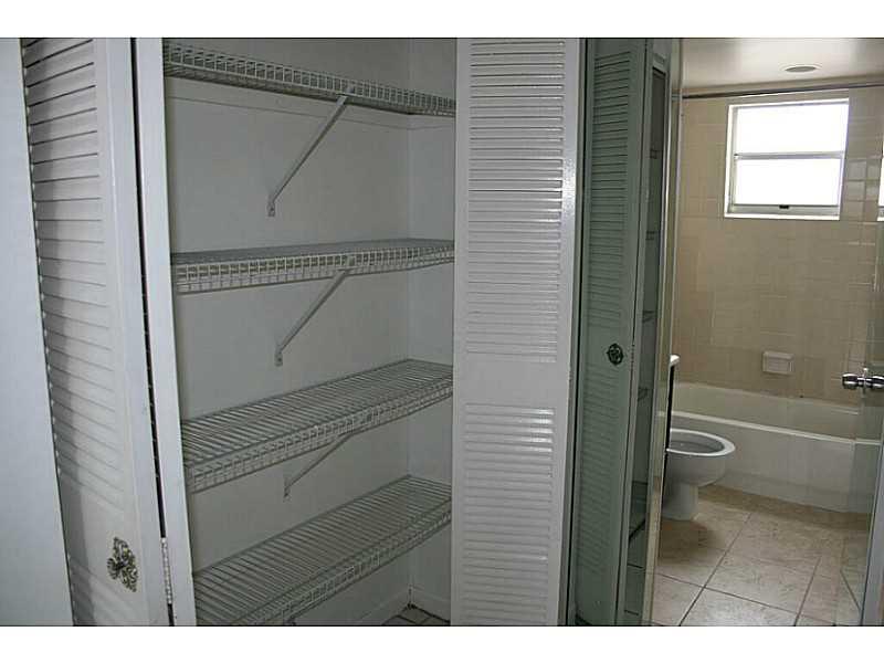 EL SOL CONDO - Residential Lease